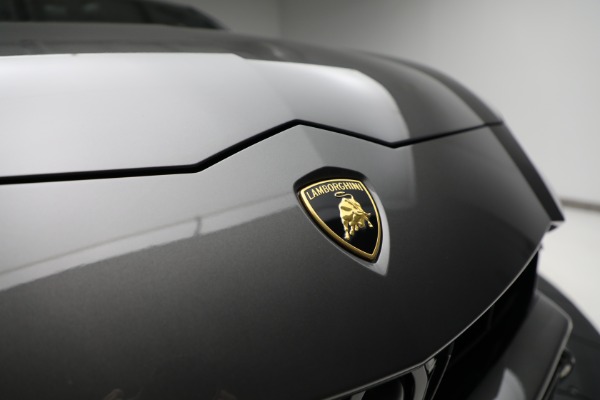 Used 2021 Lamborghini Urus for sale $212,900 at Pagani of Greenwich in Greenwich CT 06830 14