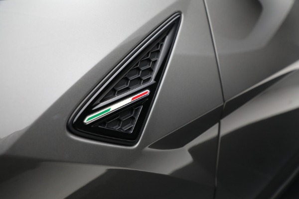 Used 2021 Lamborghini Urus for sale Sold at Pagani of Greenwich in Greenwich CT 06830 15
