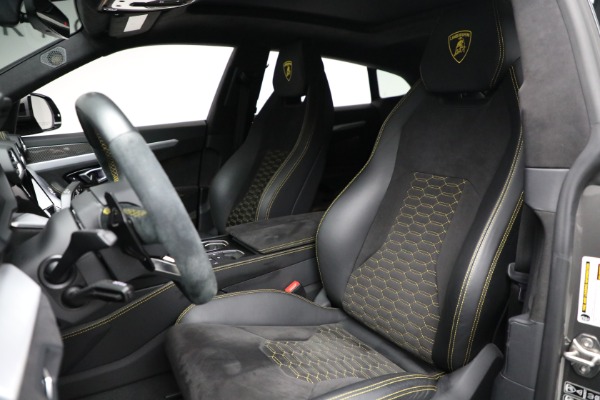 Used 2021 Lamborghini Urus for sale Sold at Pagani of Greenwich in Greenwich CT 06830 24
