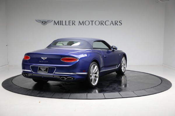 Used 2023 Bentley Continental GTC Azure V8 for sale Sold at Pagani of Greenwich in Greenwich CT 06830 19