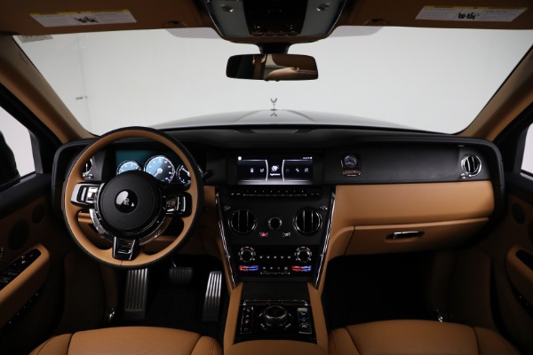 Used 2024 Rolls-Royce Cullinan for sale $329,900 at Pagani of Greenwich in Greenwich CT 06830 4