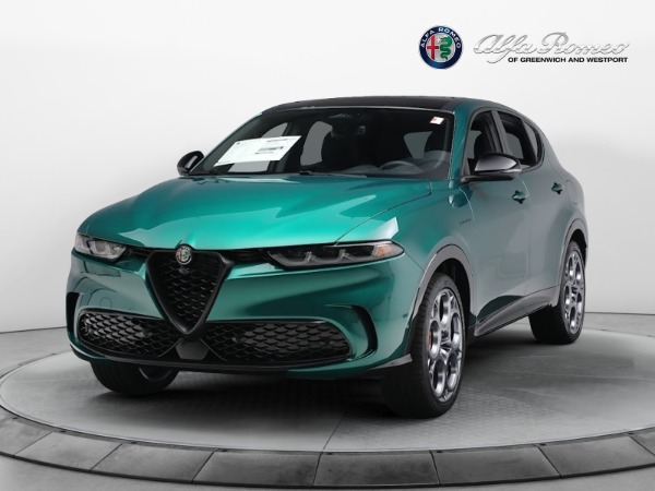 New 2024 Alfa Romeo Tonale Veloce for sale $60,185 at Pagani of Greenwich in Greenwich CT 06830 1