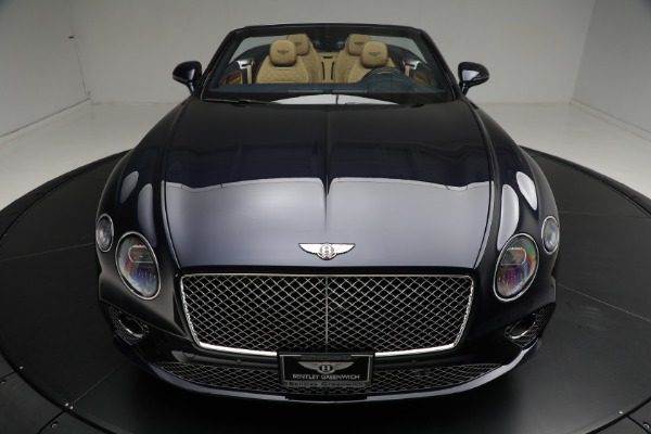 Used 2022 Bentley Continental GTC V8 for sale $249,900 at Pagani of Greenwich in Greenwich CT 06830 13