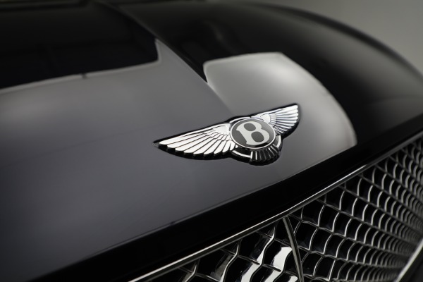 Used 2022 Bentley Continental GTC V8 for sale Sold at Pagani of Greenwich in Greenwich CT 06830 14