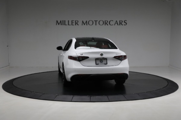 New 2024 Alfa Romeo Giulia Veloce for sale Sold at Pagani of Greenwich in Greenwich CT 06830 13
