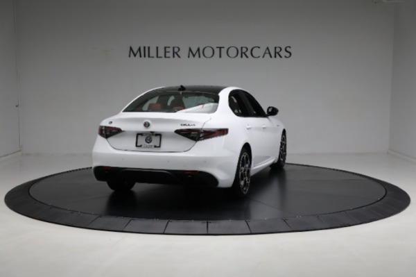 New 2024 Alfa Romeo Giulia Veloce for sale Sold at Pagani of Greenwich in Greenwich CT 06830 15