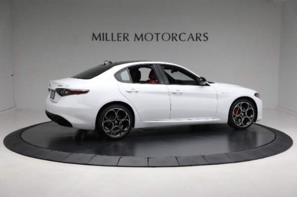 New 2024 Alfa Romeo Giulia Veloce for sale $56,710 at Pagani of Greenwich in Greenwich CT 06830 19