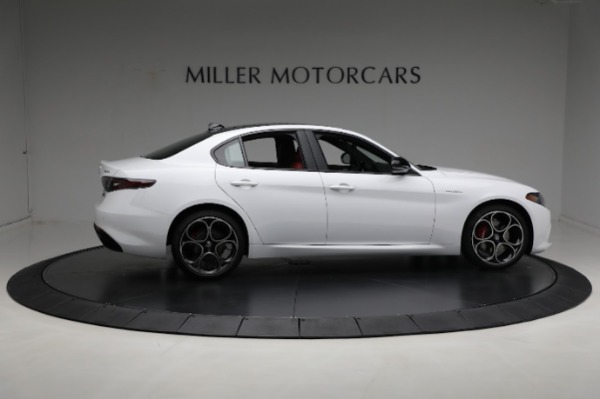 New 2024 Alfa Romeo Giulia Veloce for sale $56,710 at Pagani of Greenwich in Greenwich CT 06830 20