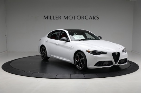 New 2024 Alfa Romeo Giulia Veloce for sale $56,710 at Pagani of Greenwich in Greenwich CT 06830 25