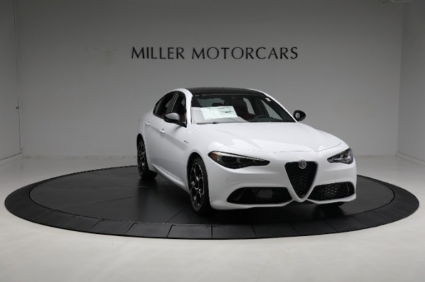 New 2024 Alfa Romeo Giulia Veloce for sale $56,710 at Pagani of Greenwich in Greenwich CT 06830 26