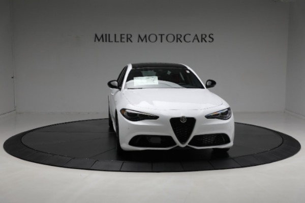 New 2024 Alfa Romeo Giulia Veloce for sale $56,710 at Pagani of Greenwich in Greenwich CT 06830 27