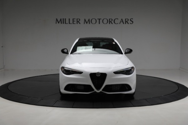 New 2024 Alfa Romeo Giulia Veloce for sale $56,710 at Pagani of Greenwich in Greenwich CT 06830 28