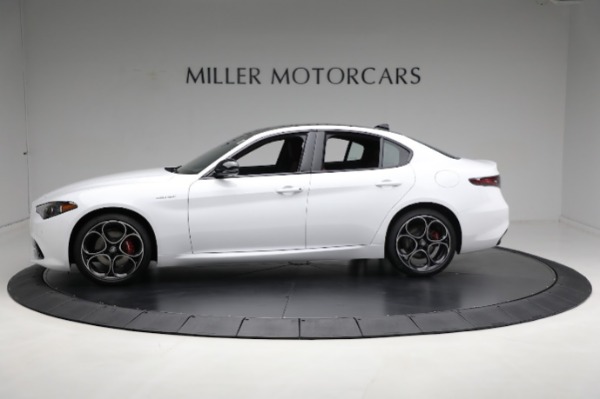 New 2024 Alfa Romeo Giulia Veloce for sale Sold at Pagani of Greenwich in Greenwich CT 06830 6
