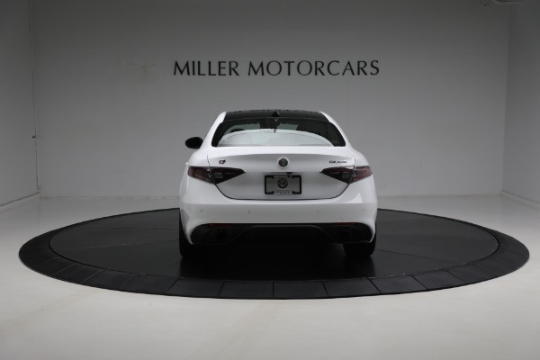 New 2024 Alfa Romeo Giulia Veloce for sale Sold at Pagani of Greenwich in Greenwich CT 06830 12