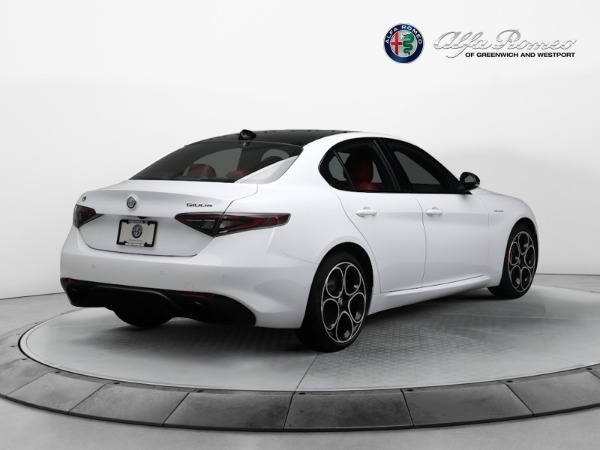 New 2024 Alfa Romeo Giulia Veloce for sale Sold at Pagani of Greenwich in Greenwich CT 06830 14
