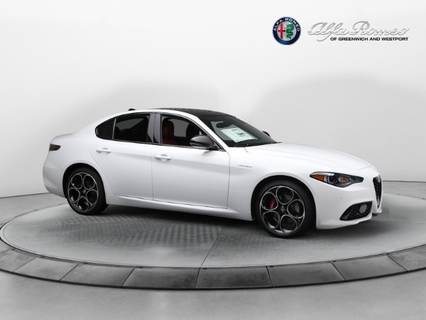 New 2024 Alfa Romeo Giulia Veloce for sale $56,710 at Pagani of Greenwich in Greenwich CT 06830 19