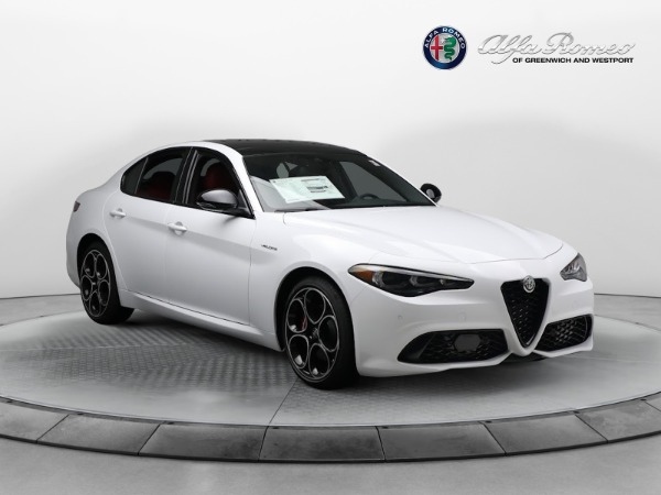 New 2024 Alfa Romeo Giulia Veloce for sale $56,710 at Pagani of Greenwich in Greenwich CT 06830 21