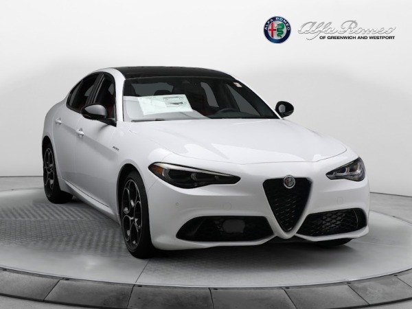 New 2024 Alfa Romeo Giulia Veloce for sale $56,710 at Pagani of Greenwich in Greenwich CT 06830 22