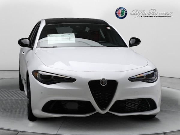 New 2024 Alfa Romeo Giulia Veloce for sale $56,710 at Pagani of Greenwich in Greenwich CT 06830 23