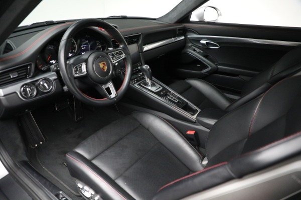 Used 2019 Porsche 911 Turbo for sale $169,900 at Pagani of Greenwich in Greenwich CT 06830 18