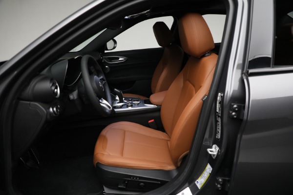 New 2024 Alfa Romeo Giulia Ti for sale Sold at Pagani of Greenwich in Greenwich CT 06830 28