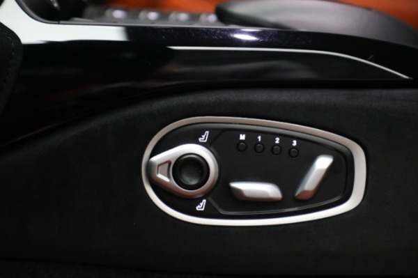 Used 2020 Aston Martin Vantage for sale Sold at Pagani of Greenwich in Greenwich CT 06830 18
