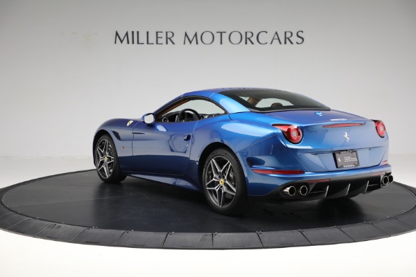 Used 2016 Ferrari California T for sale $169,900 at Pagani of Greenwich in Greenwich CT 06830 14