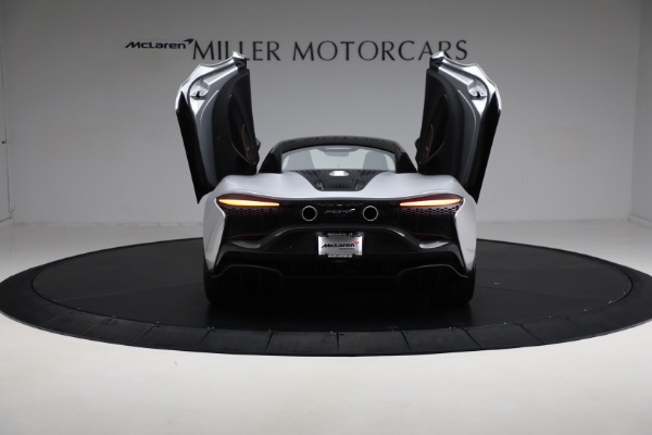 New 2023 McLaren Artura Vision for sale Sold at Pagani of Greenwich in Greenwich CT 06830 16