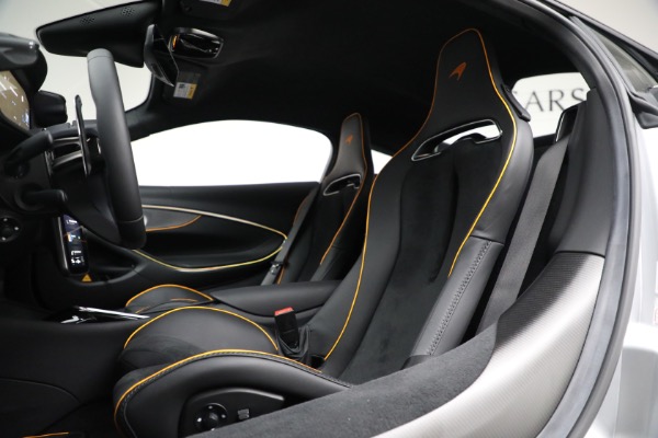 New 2023 McLaren Artura Vision for sale Sold at Pagani of Greenwich in Greenwich CT 06830 21