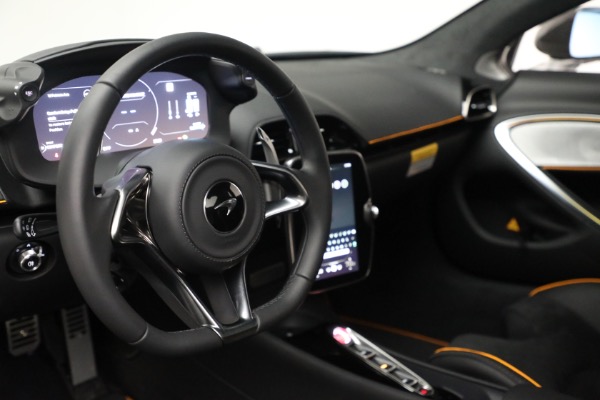 New 2023 McLaren Artura Vision for sale Sold at Pagani of Greenwich in Greenwich CT 06830 27