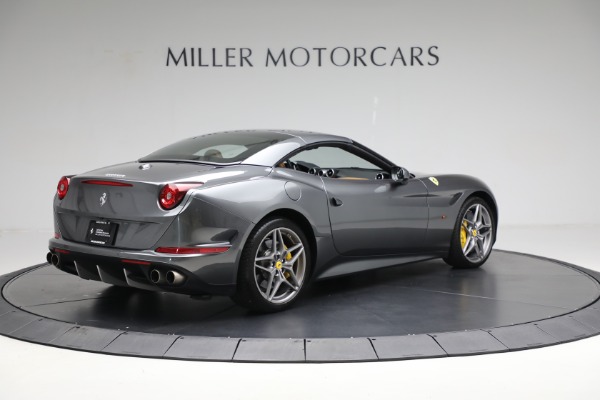 Used 2015 Ferrari California T for sale Sold at Pagani of Greenwich in Greenwich CT 06830 16