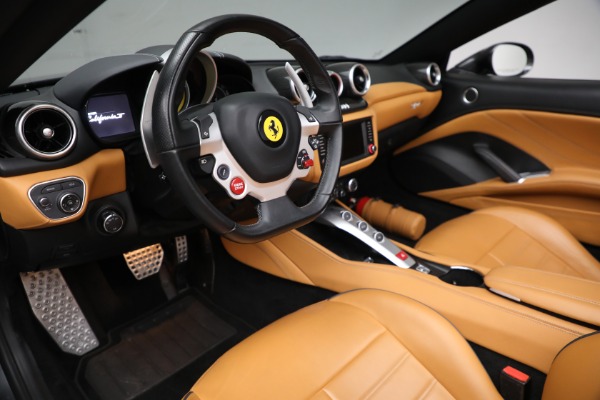 Used 2015 Ferrari California T for sale Sold at Pagani of Greenwich in Greenwich CT 06830 19