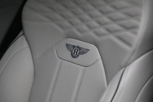 New 2024 Bentley Bentayga EWB Azure V8 for sale Sold at Pagani of Greenwich in Greenwich CT 06830 25