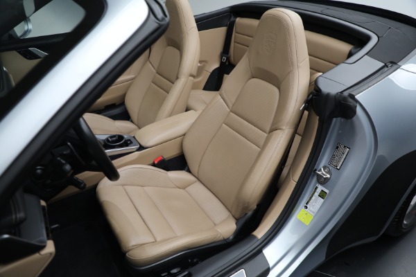 Used 2021 Porsche 911 Carrera S for sale Sold at Pagani of Greenwich in Greenwich CT 06830 21
