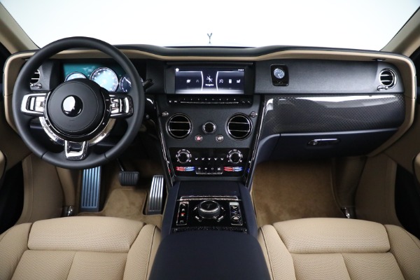 Used 2024 Rolls-Royce Black Badge Cullinan for sale Sold at Pagani of Greenwich in Greenwich CT 06830 24