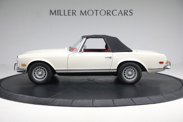 Used 1970 Mercedes-Benz 280 SL for sale Sold at Pagani of Greenwich in Greenwich CT 06830 15