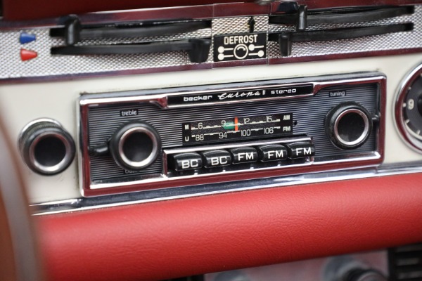 Used 1970 Mercedes-Benz 280 SL for sale Sold at Pagani of Greenwich in Greenwich CT 06830 21