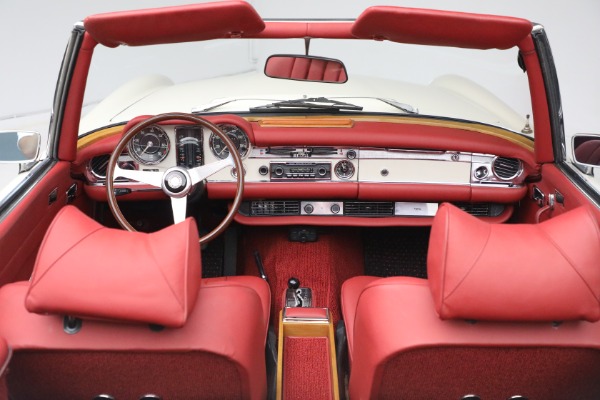 Used 1970 Mercedes-Benz 280 SL for sale Sold at Pagani of Greenwich in Greenwich CT 06830 22