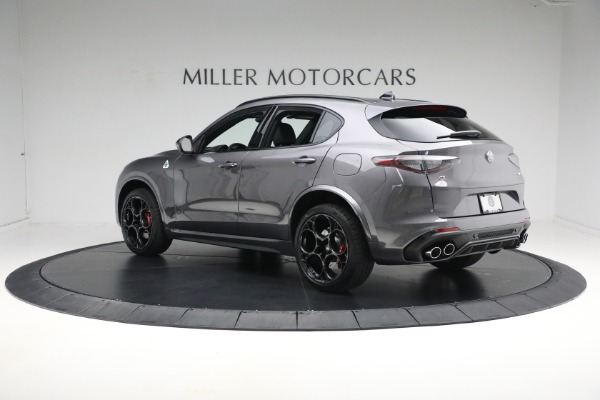 New 2024 Alfa Romeo Stelvio Quadrifoglio for sale $94,570 at Pagani of Greenwich in Greenwich CT 06830 10