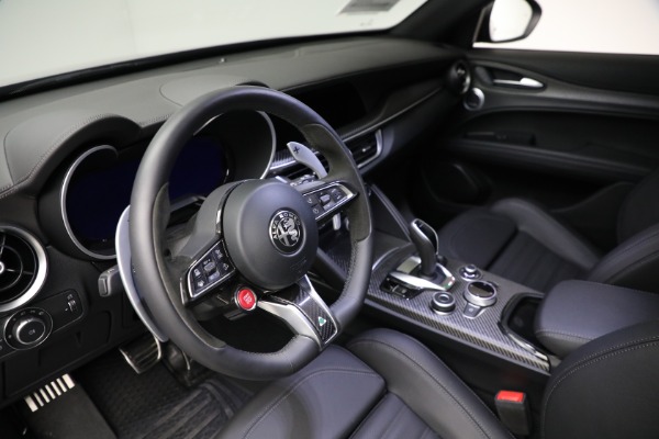 Used 2024 Alfa Romeo Stelvio Quadrifoglio for sale $76,900 at Pagani of Greenwich in Greenwich CT 06830 17