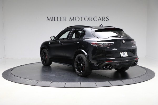 Used 2024 Alfa Romeo Stelvio Quadrifoglio for sale $76,900 at Pagani of Greenwich in Greenwich CT 06830 3