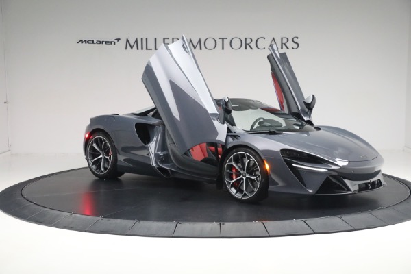 New 2025 McLaren Artura Spider TechLux for sale $346,318 at Pagani of Greenwich in Greenwich CT 06830 16