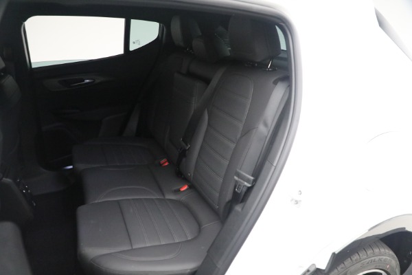 Used 2024 Alfa Romeo Tonale Veloce for sale $29,900 at Pagani of Greenwich in Greenwich CT 06830 23