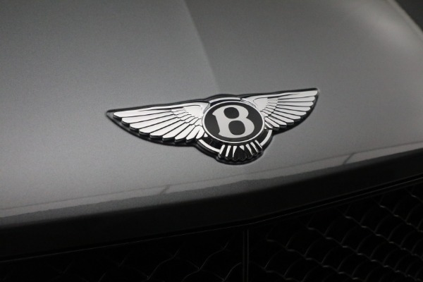 Used 2023 Bentley Bentayga Azure Hybrid for sale Sold at Pagani of Greenwich in Greenwich CT 06830 17