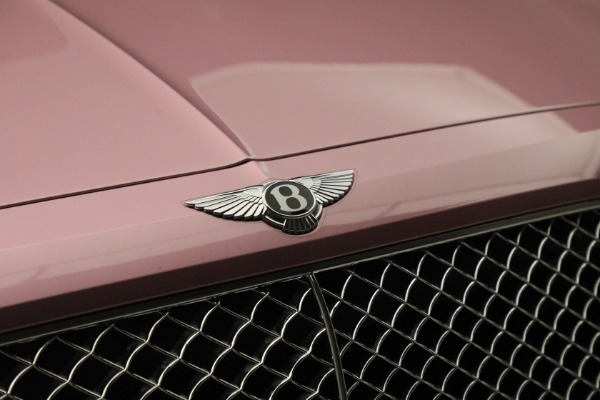 Used 2019 Bentley Bentayga V8 for sale Sold at Pagani of Greenwich in Greenwich CT 06830 14