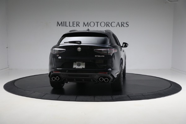 New 2024 Alfa Romeo Stelvio Quadrifoglio for sale $77,900 at Pagani of Greenwich in Greenwich CT 06830 17