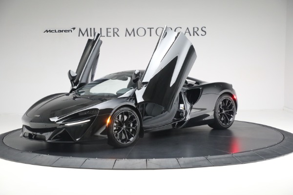 Used 2025 McLaren Artura TechLux for sale $227,900 at Pagani of Greenwich in Greenwich CT 06830 14