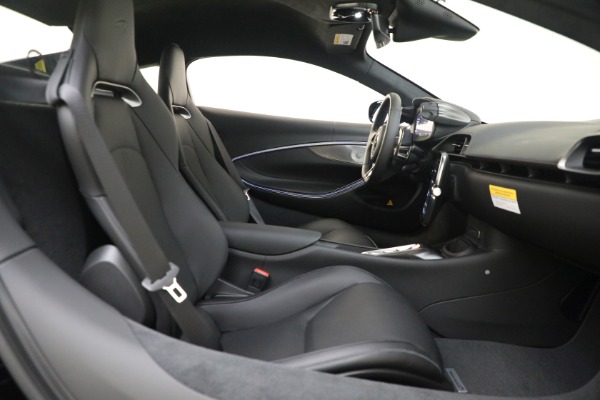 Used 2025 McLaren Artura TechLux for sale $227,900 at Pagani of Greenwich in Greenwich CT 06830 22