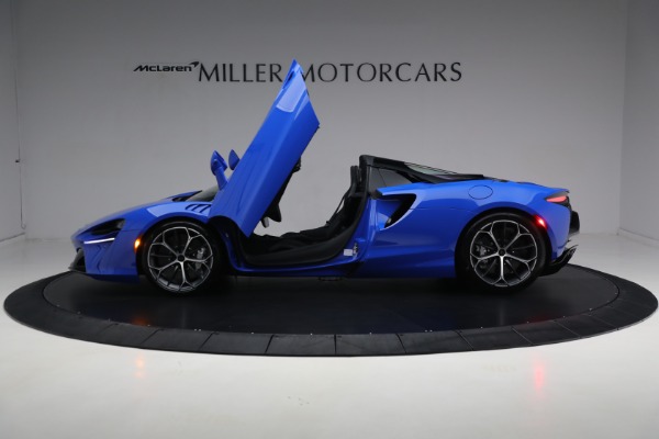 New 2025 McLaren Artura Spider Performance for sale $329,718 at Pagani of Greenwich in Greenwich CT 06830 27