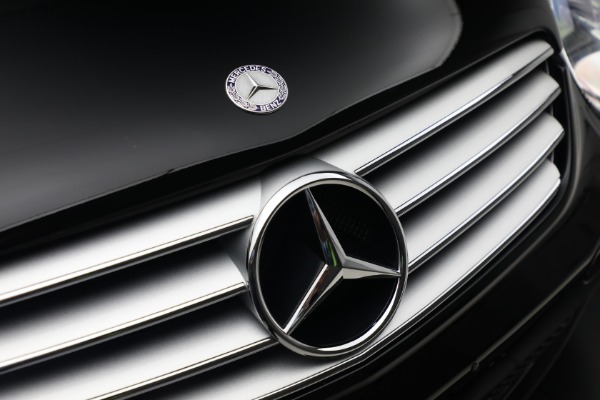 Used 2005 Mercedes-Benz SL-Class SL 65 AMG for sale Sold at Pagani of Greenwich in Greenwich CT 06830 26